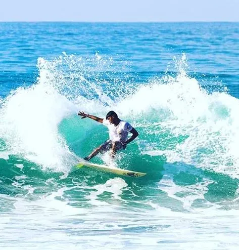 Kavindu-polhena-water-sports-kavi-surf-40